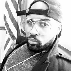 Meet your Posher, Jason